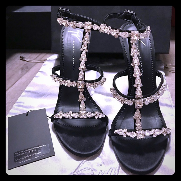 $2250 AUTH GIUSEPPE ZANOTTI CRYSTALS BLACK HEELS 9 - Picture 2 of 13
